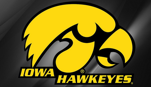 Iowa Hawkeyes Host Michigan State Spartans